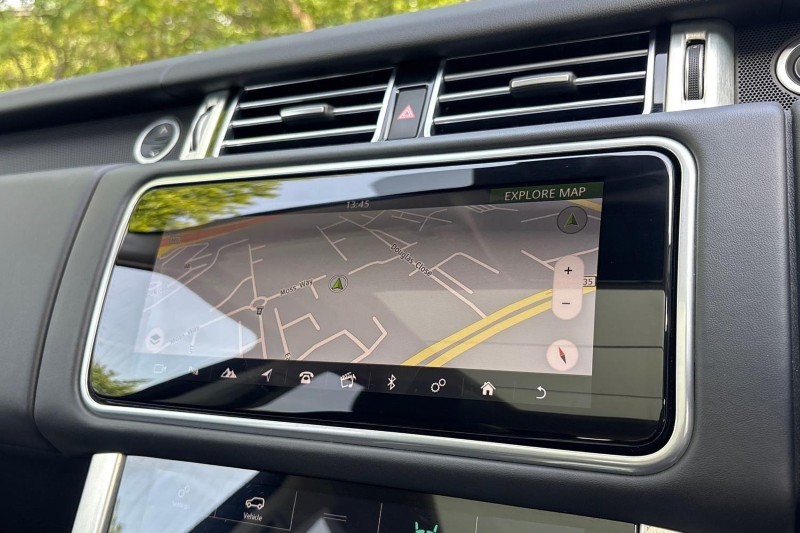 2019 (19) LAND ROVER RANGE ROVER 2.0 P400e Vogue SE 4dr Auto 5553709