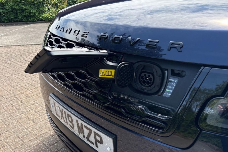 2019 (19) LAND ROVER RANGE ROVER 2.0 P400e Vogue SE 4dr Auto 5553756