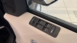 2018 (68) LAND ROVER DISCOVERY SPORT 2.0 TD4 180 SE 5dr Auto 4796791