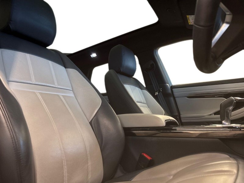 2023 (23) LAND ROVER RANGE ROVER EVOQUE 1.5 P300e Evoque Edition 5dr Auto 4796896