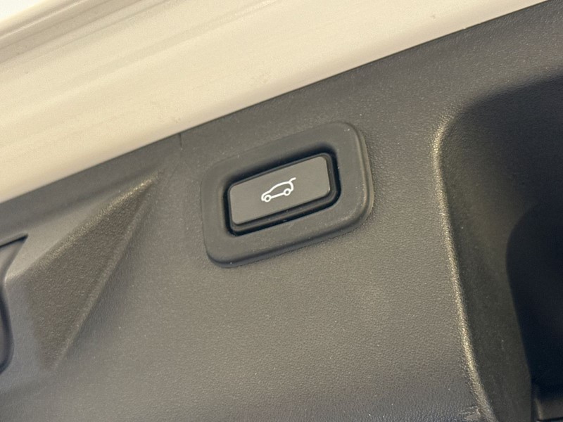 2022 (22) LAND ROVER DISCOVERY SPORT 1.5 P300e R-Dynamic SE 5dr Auto [5 Seat] 4794771