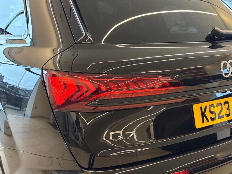 2023 (23) AUDI Q7 50 TDI Quattro Black Edition 5dr Tiptronic 4787389