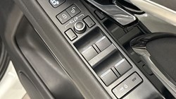 2019 (69) LAND ROVER RANGE ROVER EVOQUE 2.0 D180 R-Dynamic SE 5dr Auto 4812588