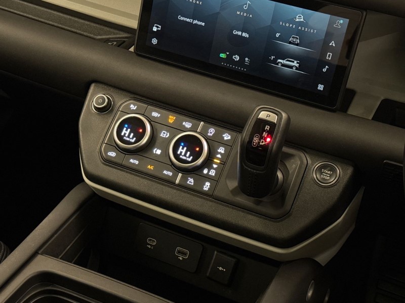 2024 (24) LAND ROVER DEFENDER 3.0 D250 XS Edition 110 5dr Auto 4780796