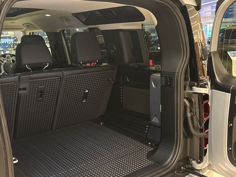 2024 (24) LAND ROVER DEFENDER 3.0 D250 XS Edition 110 5dr Auto 4780822