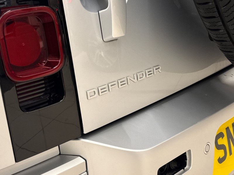 2024 (24) LAND ROVER DEFENDER 3.0 D250 XS Edition 110 5dr Auto 4780828