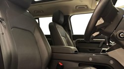 2024 (24) LAND ROVER DEFENDER 3.0 D250 XS Edition 110 5dr Auto 4780809