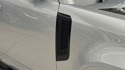 2024 (24) LAND ROVER DEFENDER 3.0 D250 XS Edition 110 5dr Auto 4780803