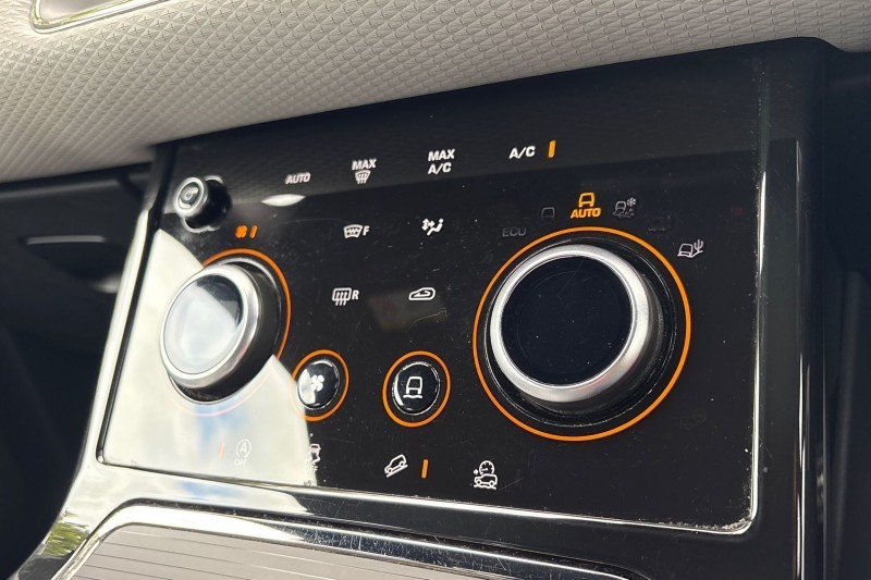 2019 (69) LAND ROVER RANGE ROVER EVOQUE 2.0 D180 R-Dynamic S 5dr Auto 5423005