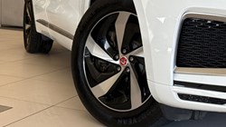 2023 (73) JAGUAR F-PACE 2.0 P400e R-Dynamic SE 5dr Auto AWD 4786851