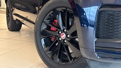 2022 (22) JAGUAR F-PACE 2.0 D200 R-Dynamic Black 5dr Auto AWD 4820862