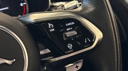 2022 (22) JAGUAR F-PACE 2.0 D200 R-Dynamic Black 5dr Auto AWD 4820846