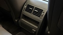 2022 (22) JAGUAR F-PACE 2.0 D200 R-Dynamic Black 5dr Auto AWD 4820835