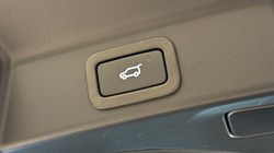 2022 (22) JAGUAR F-PACE 2.0 D200 R-Dynamic Black 5dr Auto AWD 4820858