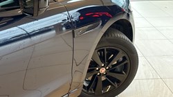 2022 (22) JAGUAR F-PACE 2.0 D200 R-Dynamic Black 5dr Auto AWD 4820867