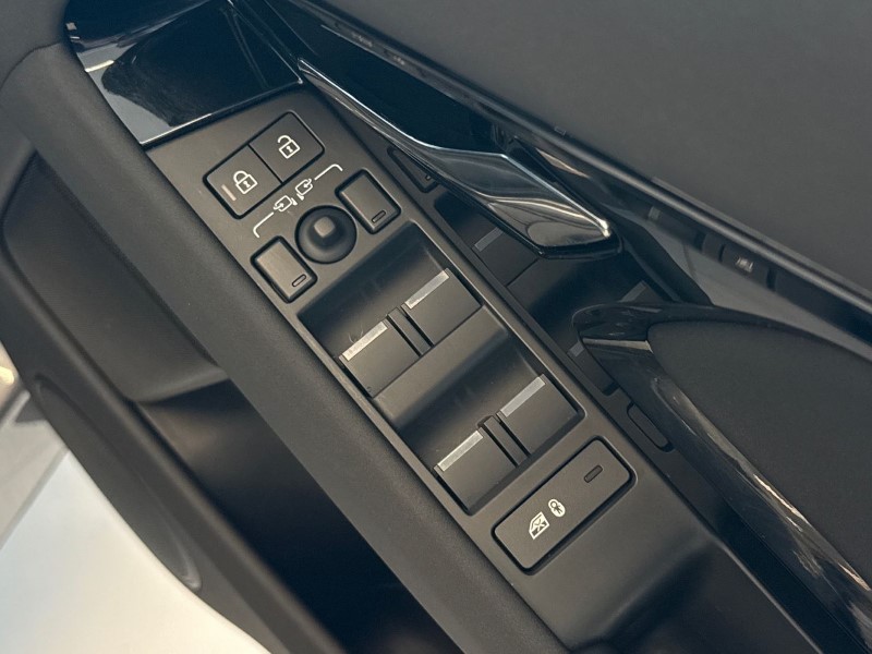 2025 (75) LAND ROVER RANGE ROVER EVOQUE 2.0 D200 Dynamic SE 5dr Auto 5243280