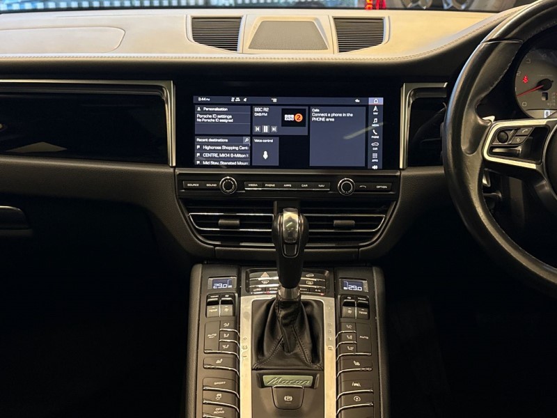 2020 (20) PORSCHE MACAN S 5dr PDK 4808434