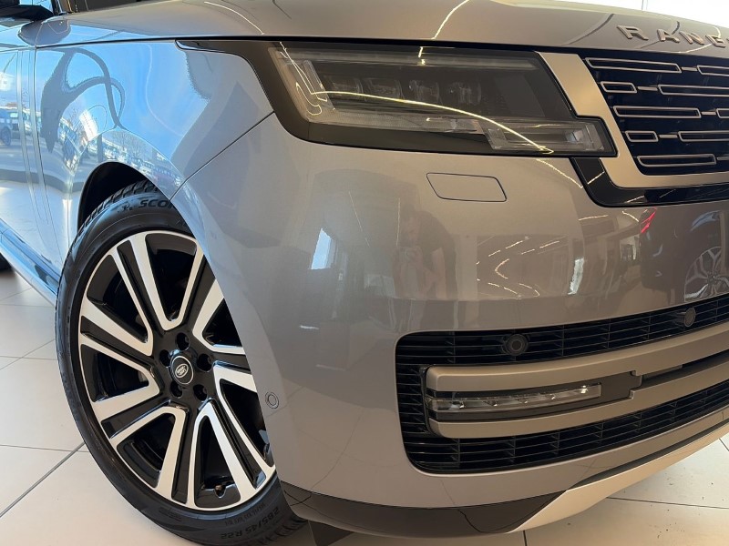 2024 (24) LAND ROVER RANGE ROVER 3.0 D300 HSE 4dr Auto 4838012