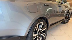 2024 (24) LAND ROVER RANGE ROVER 3.0 D300 HSE 4dr Auto 4838018