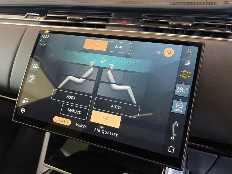 2024 (24) LAND ROVER RANGE ROVER 3.0 D300 HSE 4dr Auto 4838002