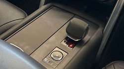 2024 (24) LAND ROVER DISCOVERY 3.0 D300 Dynamic HSE 5dr Auto 4821448