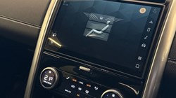 2024 (24) LAND ROVER DISCOVERY 3.0 D300 Dynamic HSE 5dr Auto 4821469