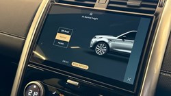 2024 (24) LAND ROVER DISCOVERY 3.0 D300 Dynamic HSE 5dr Auto 4821470