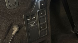 2024 (24) LAND ROVER DISCOVERY 3.0 D300 Dynamic HSE 5dr Auto 4821487