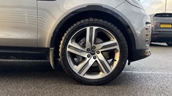 2024 (24) LAND ROVER DISCOVERY 3.0 D300 Dynamic HSE 5dr Auto 4821443