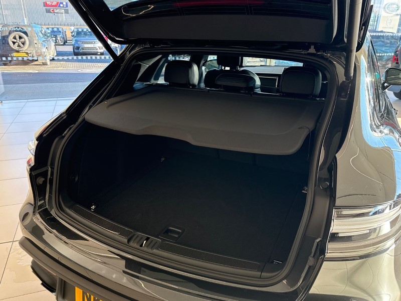 2024 (74) PORSCHE MACAN GTS 5dr PDK 4801124