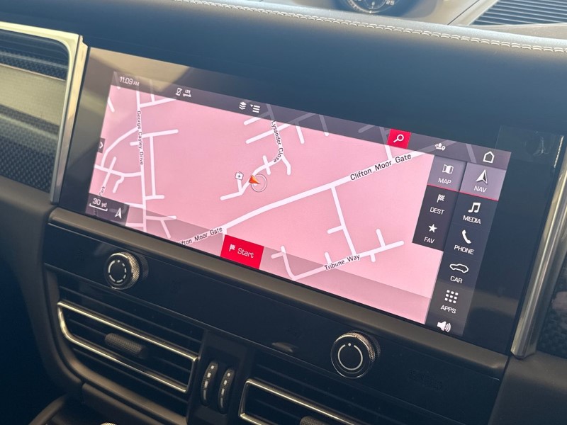 2024 (74) PORSCHE MACAN GTS 5dr PDK 4801095