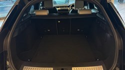 2018 (68) LAND ROVER RANGE ROVER VELAR 2.0 D180 R-Dynamic HSE 5dr Auto 4833062