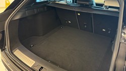 2018 (68) LAND ROVER RANGE ROVER VELAR 2.0 D180 R-Dynamic HSE 5dr Auto 4833090