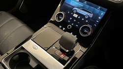 2022 (22) LAND ROVER RANGE ROVER VELAR 2.0 D200 Edition 5dr Auto 4820934