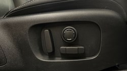 2022 (22) LAND ROVER RANGE ROVER VELAR 2.0 D200 Edition 5dr Auto 4820945