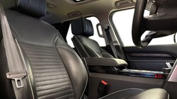 2019 (19) LAND ROVER DISCOVERY 3.0 SDV6 HSE Luxury 5dr Auto 4799170