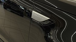 2019 (19) LAND ROVER DISCOVERY 3.0 SDV6 HSE Luxury 5dr Auto 4799164