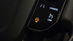 2019 (19) LAND ROVER DISCOVERY 3.0 SDV6 HSE Luxury 5dr Auto 4799171