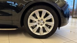 2019 (19) LAND ROVER DISCOVERY 3.0 SDV6 HSE Luxury 5dr Auto 4799152