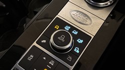 2019 (19) LAND ROVER DISCOVERY 3.0 SDV6 HSE Luxury 5dr Auto 4799179