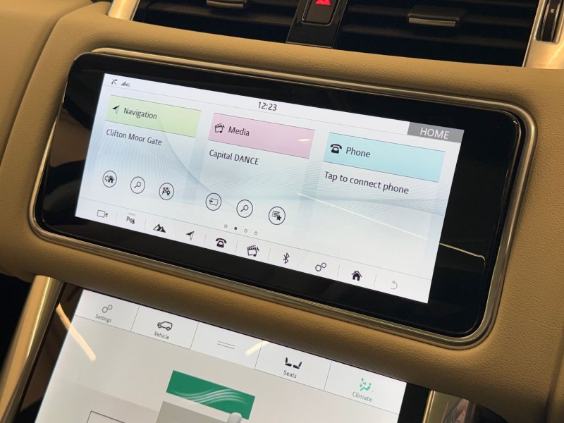 2022 (22) LAND ROVER RANGE ROVER SPORT 2.0 P400e HSE Silver 5dr Auto 4818685