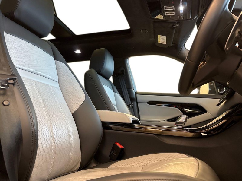 2024 (24) LAND ROVER RANGE ROVER EVOQUE 2.0 D200 Autobiography 5dr Auto 4842741