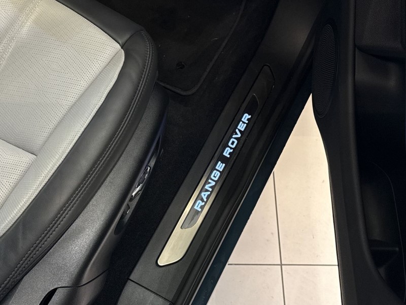 2024 (24) LAND ROVER RANGE ROVER EVOQUE 2.0 D200 Autobiography 5dr Auto 4842754