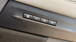 2023 (23) LAND ROVER RANGE ROVER EVOQUE 2.0 D200 R-Dynamic SE 5dr Auto 4956601