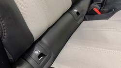 2023 (23) LAND ROVER RANGE ROVER EVOQUE 2.0 D200 R-Dynamic SE 5dr Auto 4956619