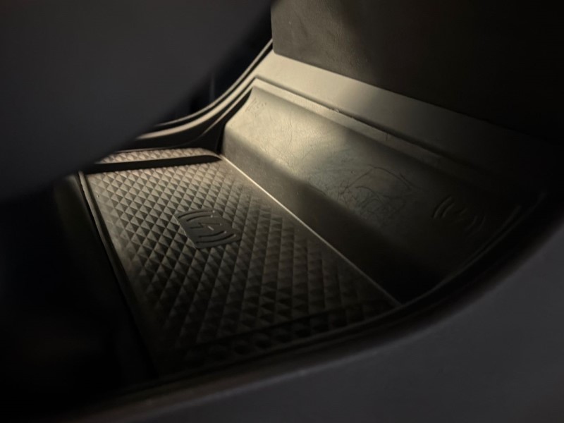 2023 (23) LAND ROVER RANGE ROVER EVOQUE 2.0 D200 R-Dynamic SE 5dr Auto 4888467