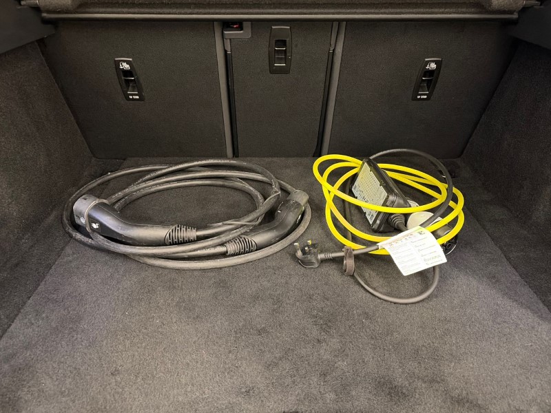 2022 (72) JAGUAR I-PACE 294kW EV400 HSE Black 90kWh 5dr Auto 11kW Charger 4828220