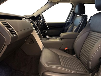 2022 (22) LAND ROVER DISCOVERY 3.0 D250 S 5dr Auto