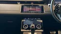 2019 (19) LAND ROVER RANGE ROVER EVOQUE 2.0 D180 R-Dynamic SE 5dr Auto 4818575