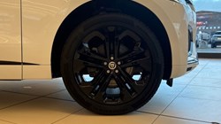 2024 (73) JAGUAR F-PACE 2.0 D200 R-Dynamic HSE Black 5dr Auto AWD 4825137